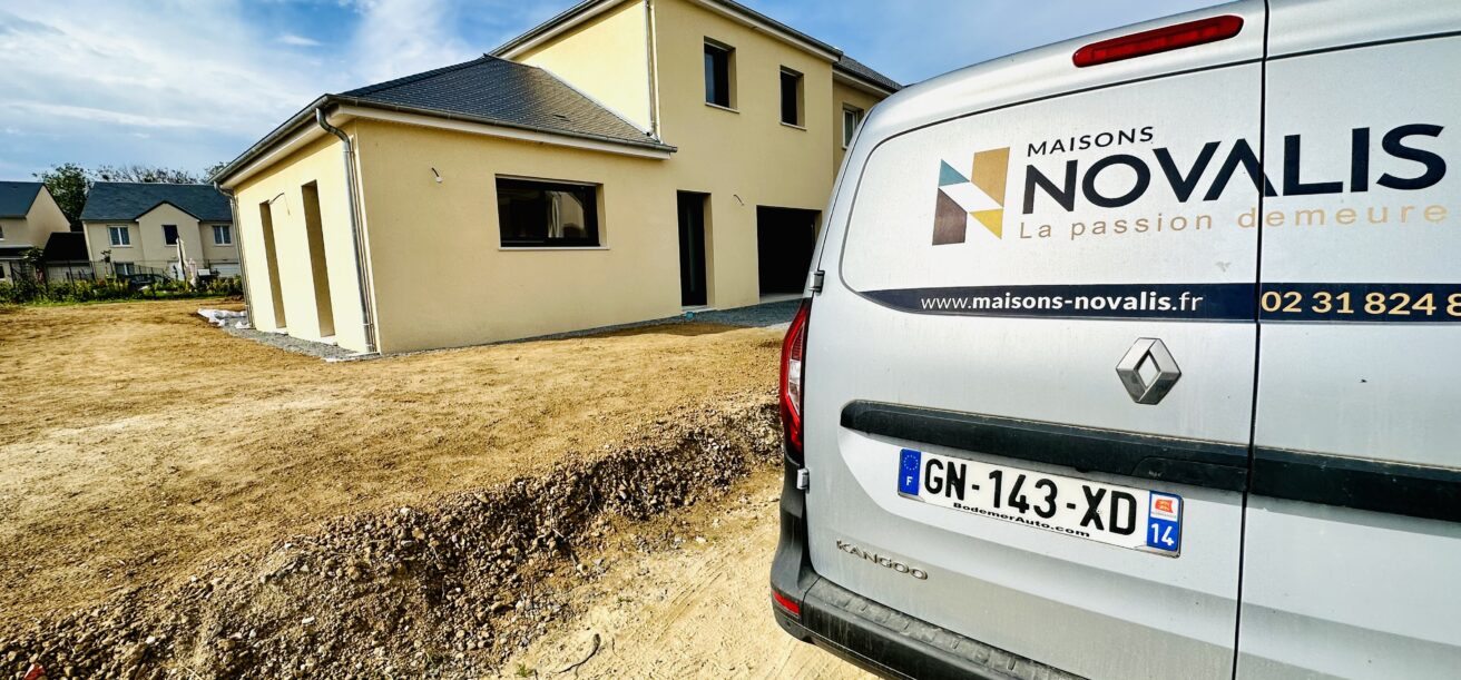 Maisons Novalis, constructeur de maisons individuelles à Caen, propose un suivi des projets de ses clients optimal.